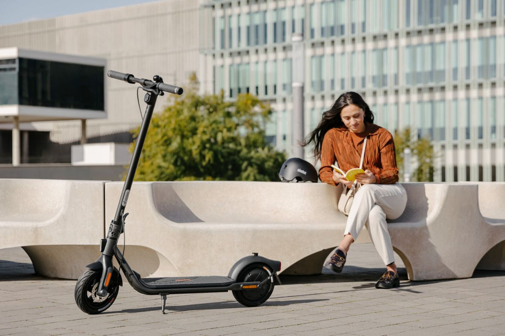 Segway Ninebot F2 E Trotinete Elétrica 25km/h 40km