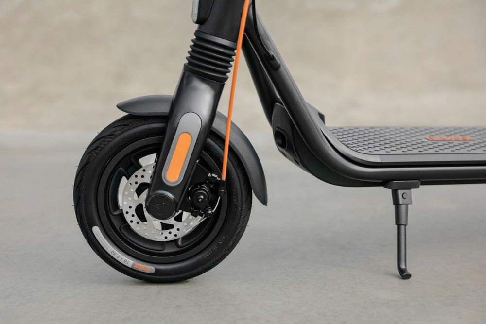 Segway Ninebot F2 PRO E Trotinete Elétrica 25km/h 55km 900W