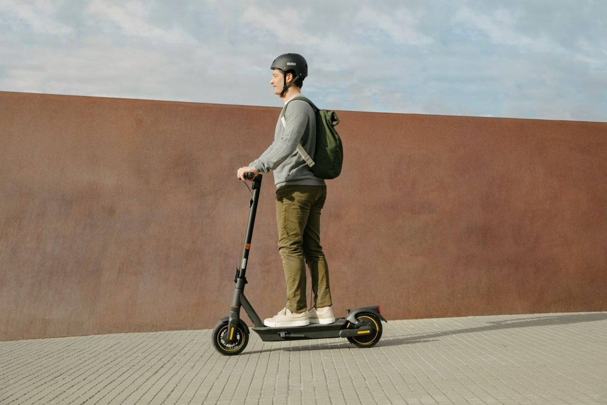 Segway Ninebot Max G2 Trotinete Elétrica 25km/h 70km