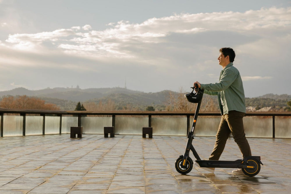Segway Ninebot Max G2 Trotinete Elétrica 25km/h 70km